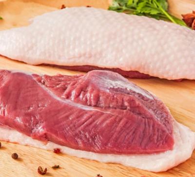 Ức vịt còn xương nuôi sinh thái tươi và ngon tuyệt . 400-600 gr/cái