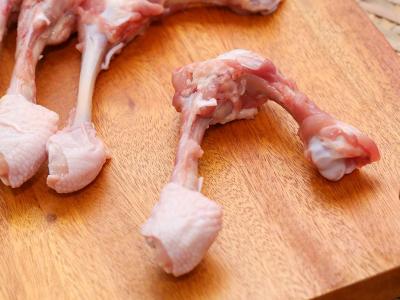 Xương đùi gà 500g (4-6 cái)